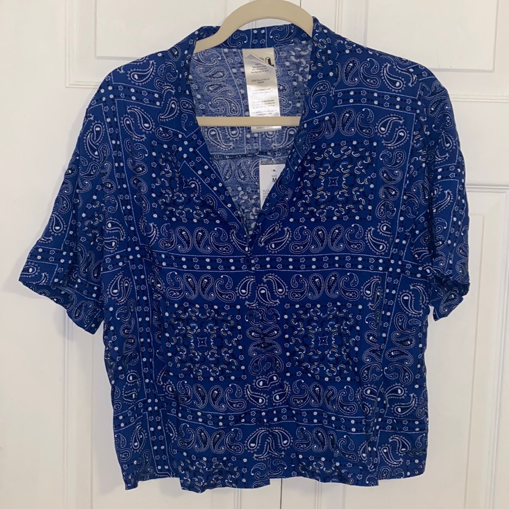 IML/Target Blue Printed Short Sleeve Button Down Top